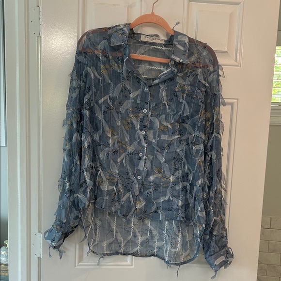 Elegant Sheer Blue Blouse with Leaf Pattern - Picture 1 of 5